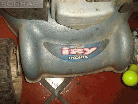 Cortador de relva Izi - Honda