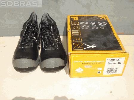 Botas de seguran�a biqueira de a�o, tamanho 39, 36 e 40, NOVAS