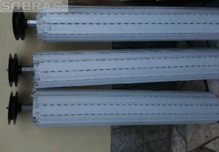 3 Estores/ persianas