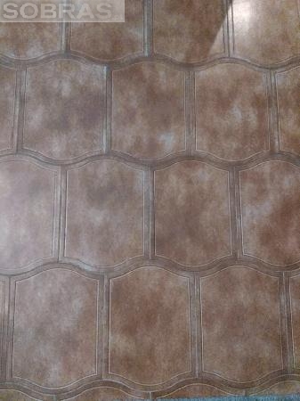 Procura tijoleira de cho - 2 metros quadrados