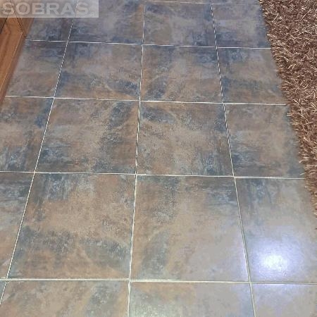 Procuro azulejo/Mosaico Revigres